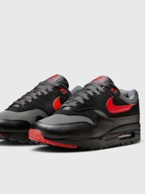NEW Nike Air Max 1 Essential University Red Black Men’s Size